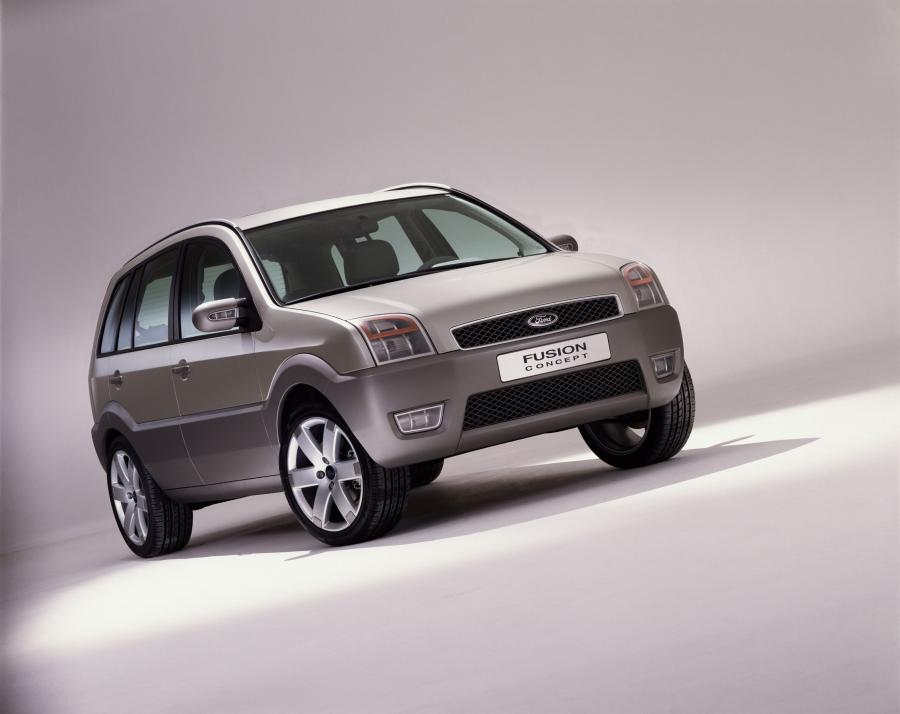  Ford Fusion Concept 2002 года  (фото 10 из 12)